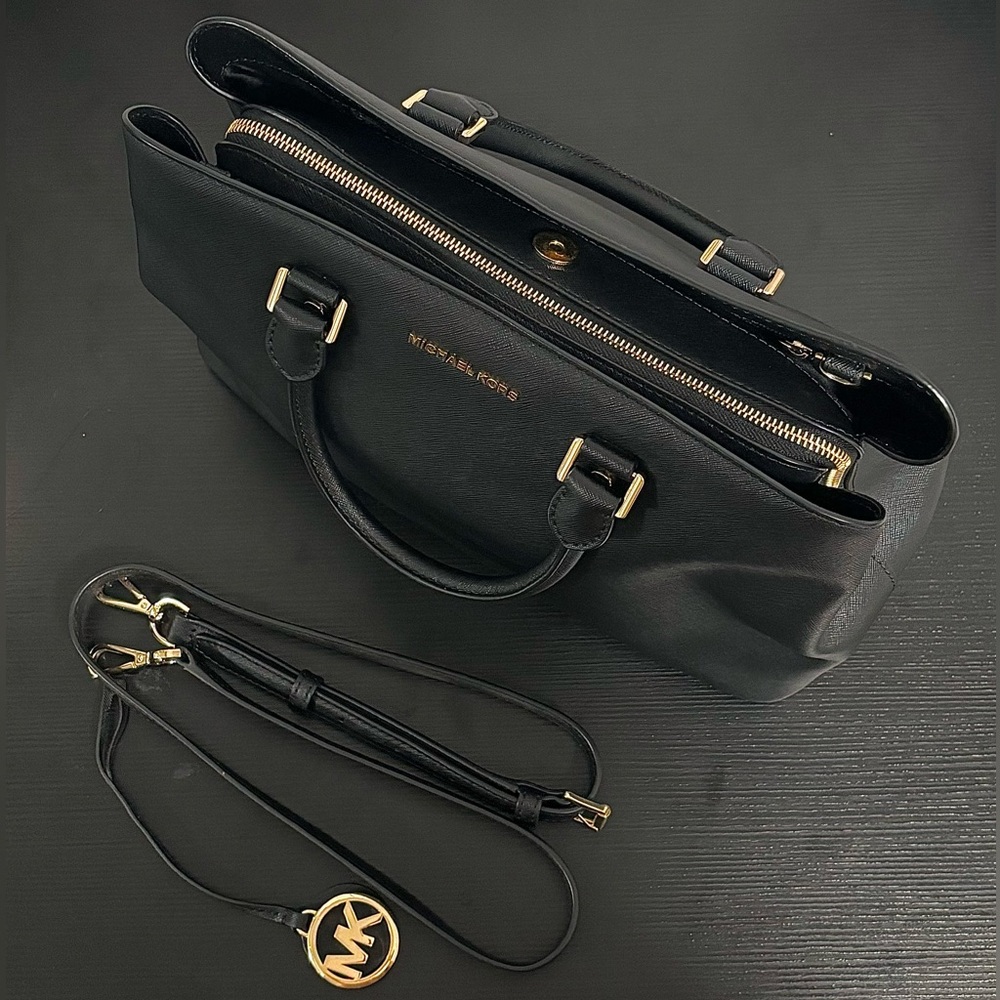 Michael Kors Savannah Large Saffiano Leather Satchel